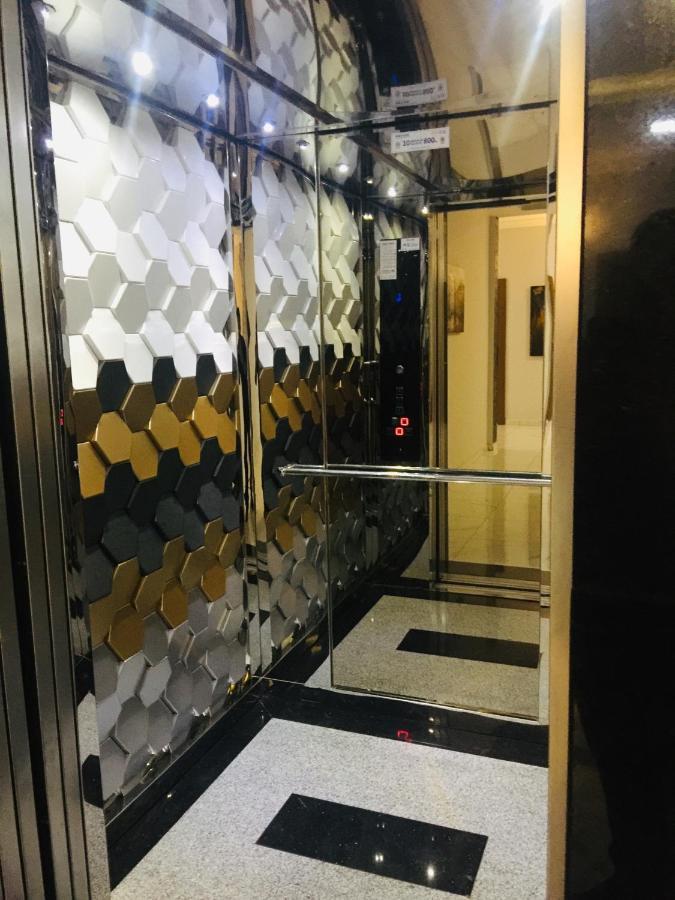 Plaza Hotel Σμύρνη Εξωτερικό φωτογραφία